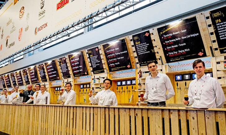 De langste bierbar van Europa  Horecava 2018